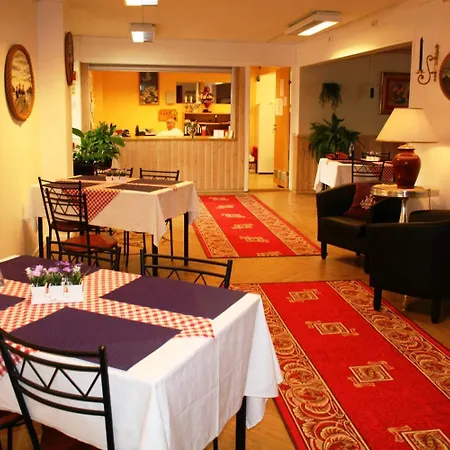 Bed & Breakfast Barents 2*