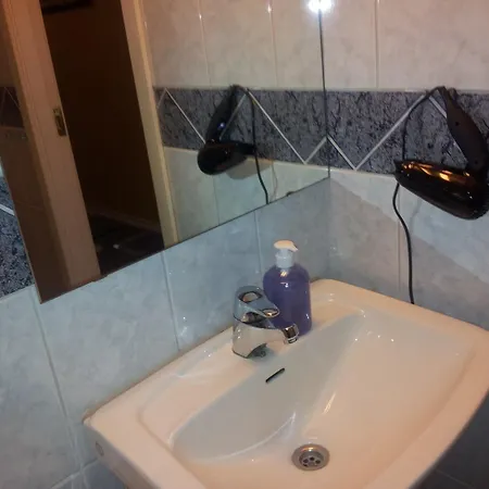 Barents Bed & Breakfast 2*